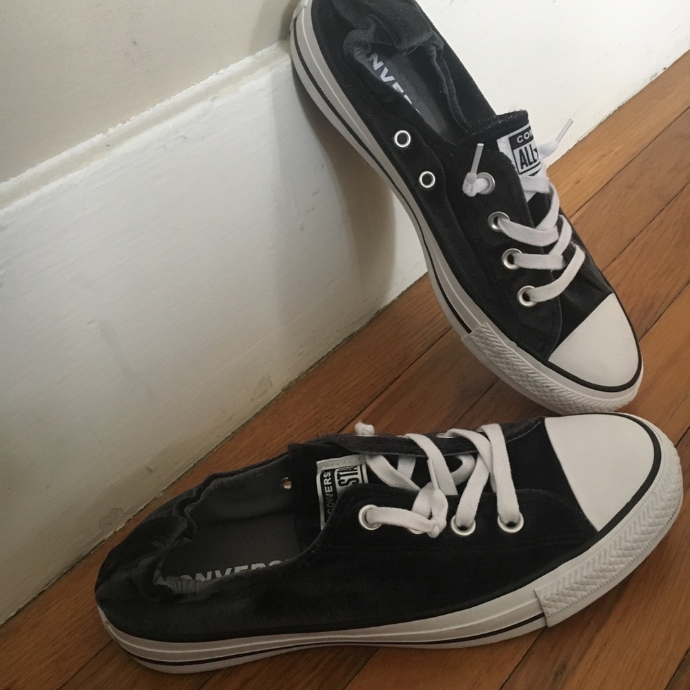 Velvet converse